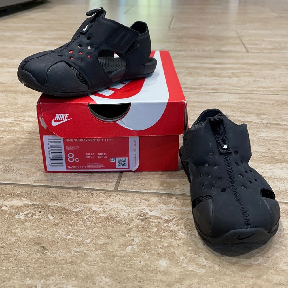Nike toddler sunray protect sandals!